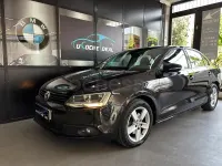 Usado VW Jetta Advance 105 CV (77 kW) 2014 Negro Berlina