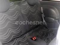 Usado Mini ONE 90 CV (66 kW) 2004 Rojo Utilitario