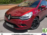 Begagnad Renault Clio IV 90 HK (66 kW) 2017 Röd Halvkombi