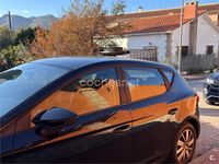 Usado Seat Leon Reference 105 CV (77 kW) 2015 Negro Familiar