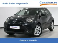 Usado Toyota Aygo X Play 72 CV (52 kW) 2022 Negro SUV