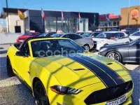 Usado Ford Mustang GT 450 CV (330 kW) 2022 Amarillo Descapotable