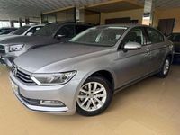 Usado VW Passat Advance 150 CV (110 kW) 2019 Plateado Berlina