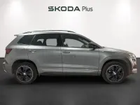 Usado Skoda Karoq SportLine 150 CV (110 kW) 2022 Gris SUV