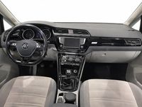 Usado VW Touran Sportline 150 CV (110 kW) 2017 Naranja Monovolumen