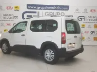 Begagnad Peugeot Rifter Access 101 HK (74 kW) 2019 Vit Minibuss