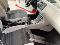 Usado Seat Mii Style 60 CV (44 kW) 2013 Rojo Utilitario