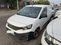 Usado Peugeot Partner Premium 102 CV (75 kW) 2021 Blanco Monovolumen