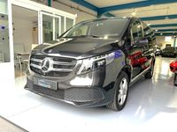 Usado Mercedes V220 Style 163 CV (119 kW) 2024 Gris / plata Monovolumen