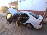Usado Honda Civic 90 CV (66 kW) 1995 Blanco Berlina
