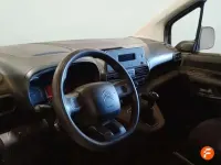 Usado Citroën Berlingo Feel 99 CV (72 kW) 2019 Blanco Monovolumen