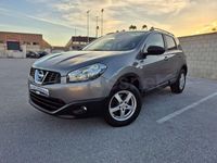 Usado Nissan Qashqai Acenta 130 HP (95 kW) 2013 Cinzento SUV