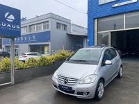 Usado Mercedes A170 Avantgarde 116 CV (85 kW) 2009 Gris / plata Monovolumen