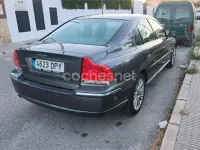 Usado Volvo S60 Summum 163 CV (119 kW) 2005 Gris / plata Berlina