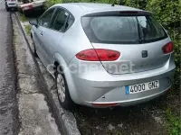 Usado Seat Leon 90 CV (66 kW) 2009 Gris / plata Utilitario