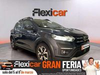 Usado Dacia Sandero Comfort 91 CV (66 kW) 2022 Negro Utilitario