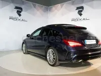 Usado Mercedes CLA220 Shooting Brake 177 CV (130 kW) 2018 Azul Familiar