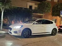 Usado Ford Focus ST-Line 125 CV (91 kW) 2019 Blanco Berlina
