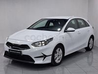 Usado Kia Ceed 120 CV (88 kW) 2024 Blanco Utilitario