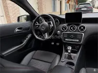 Usado Mercedes A200 AMG line 136 CV (100 kW) 2015 Negro Utilitario