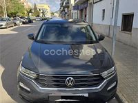 Usado VW T-Roc Advance 150 CV (110 kW) 2021 Gris / plata SUV