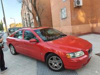 Usado Volvo S60 Momentum 130 CV (95 kW) 2004 Rojo Berlina