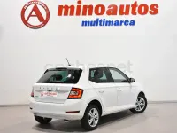 Usado Skoda Fabia Ambition 95 HP (69 kW) 2021 Branco Sedan