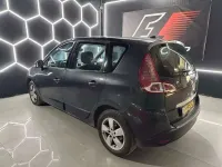 Usado Renault Scenic E-Tech 105 CV (77 kW) 2010 Negro Monovolumen