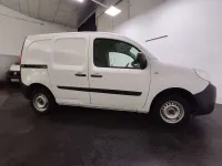 Usado Renault Kangoo 75 CV (55 kW) 2020 Blanco Monovolumen