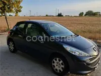 Usado Peugeot 207 75 CV (55 kW) 2007 Negro Berlina