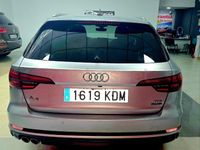 Usado Audi A4 S-Line 190 CV (139 kW) 2018 Gris / plata Familiar