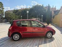 Usado Renault Scénic Dynamique 80 CV (58 kW) 2003 Granate Monovolumen