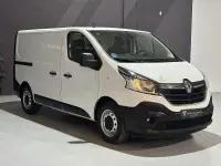 Usado Renault Trafic 150 CV (110 kW) 2021 Blanco Monovolumen
