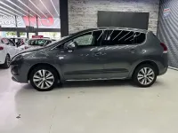 Usado Peugeot 3008 Style 114 CV (83 kW) 2014 Gris Familiar