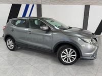 Usado Nissan Qashqai Acenta 110 CV (80 kW) 2014 Gris / plata SUV
