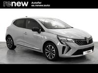 Usado Renault Clio V Techno 100 CV (73 kW) 2025 Gris Berlina