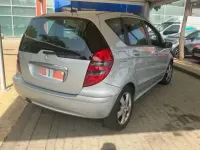 Usado Mercedes A170 116 CV (85 kW) 2005 Plateado Utilitario