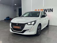 Usado Peugeot 208 Allure 102 CV (75 kW) 2023 Blanco Utilitario