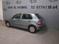 Usado Skoda Fabia 70 CV (51 kW) 2006 Azul Berlina