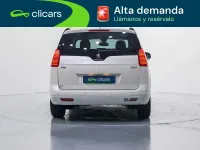 Usado Peugeot 5008 Style 120 CV (88 kW) 2017 Blanco Monovolumen