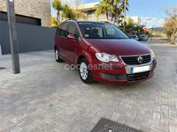 Usado VW Touran 105 CV (77 kW) 2008 Granate Monovolumen