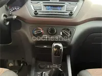 Usado Hyundai i20 100 CV (73 kW) 2016 Marrón Berlina