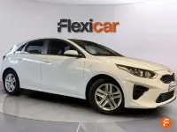 Usado Kia Ceed 120 CV (88 kW) 2022 Blanco Utilitario
