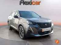 Usado Peugeot 2008 GT 131 CV (96 kW) 2020 Gris SUV