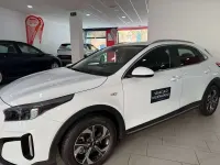 Usado Kia XCeed 101 CV (74 kW) 2024 Blanco SUV