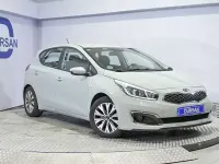 Usado Kia Ceed 101 CV (74 kW) 2018 Gris Utilitario