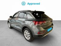 Usado VW T-Roc Life 115 CV (84 kW) 2025 Gris / plata SUV