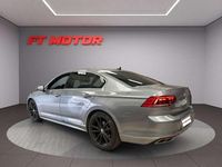 Usado VW Passat R-line 190 CV (139 kW) 2020 Gris / plata Berlina