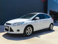 Usado Ford Focus 125 CV (91 kW) 2014 Blanco Berlina