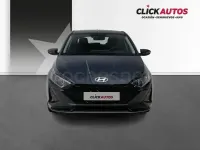 Usado Hyundai i20 100 CV (73 kW) 2026 Gris / plata Utilitario